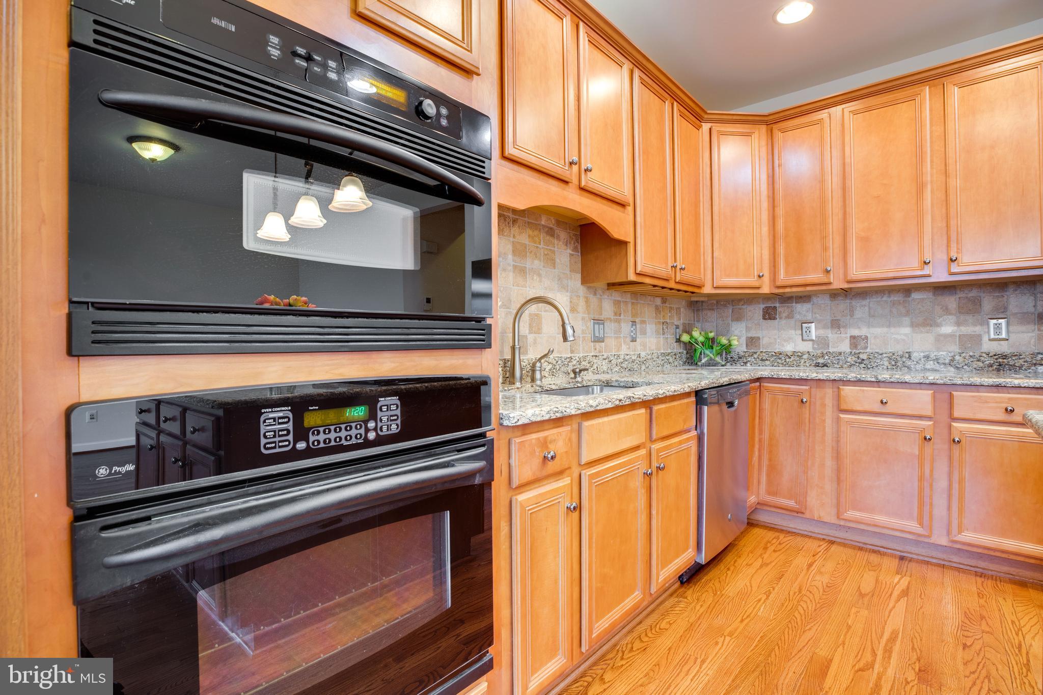 MEADOWS AT MORRIS FARM - Residential Lease