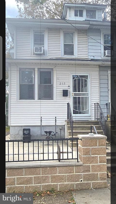215 CHESTNUT AVENUE OAKLYN NJ 08107