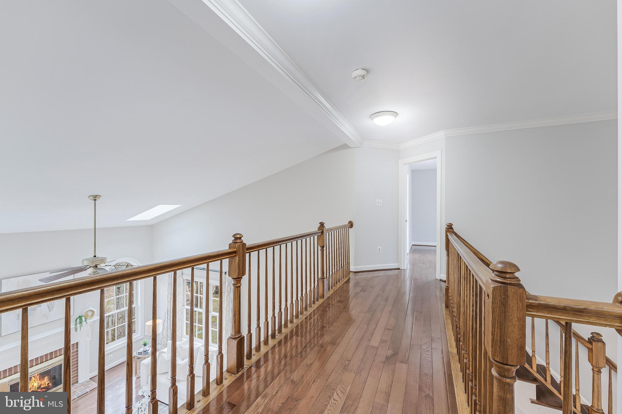 SUTTON OAKS - Residential