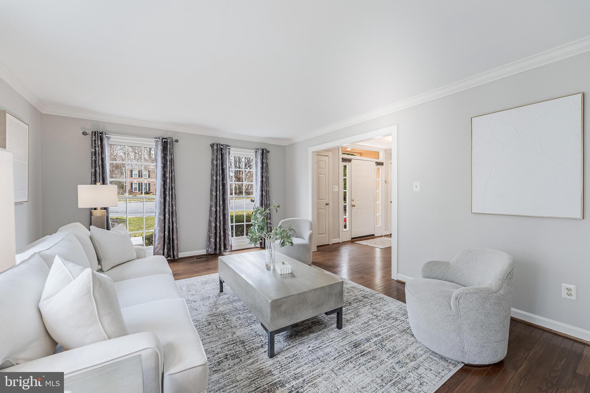 SUTTON OAKS - Residential