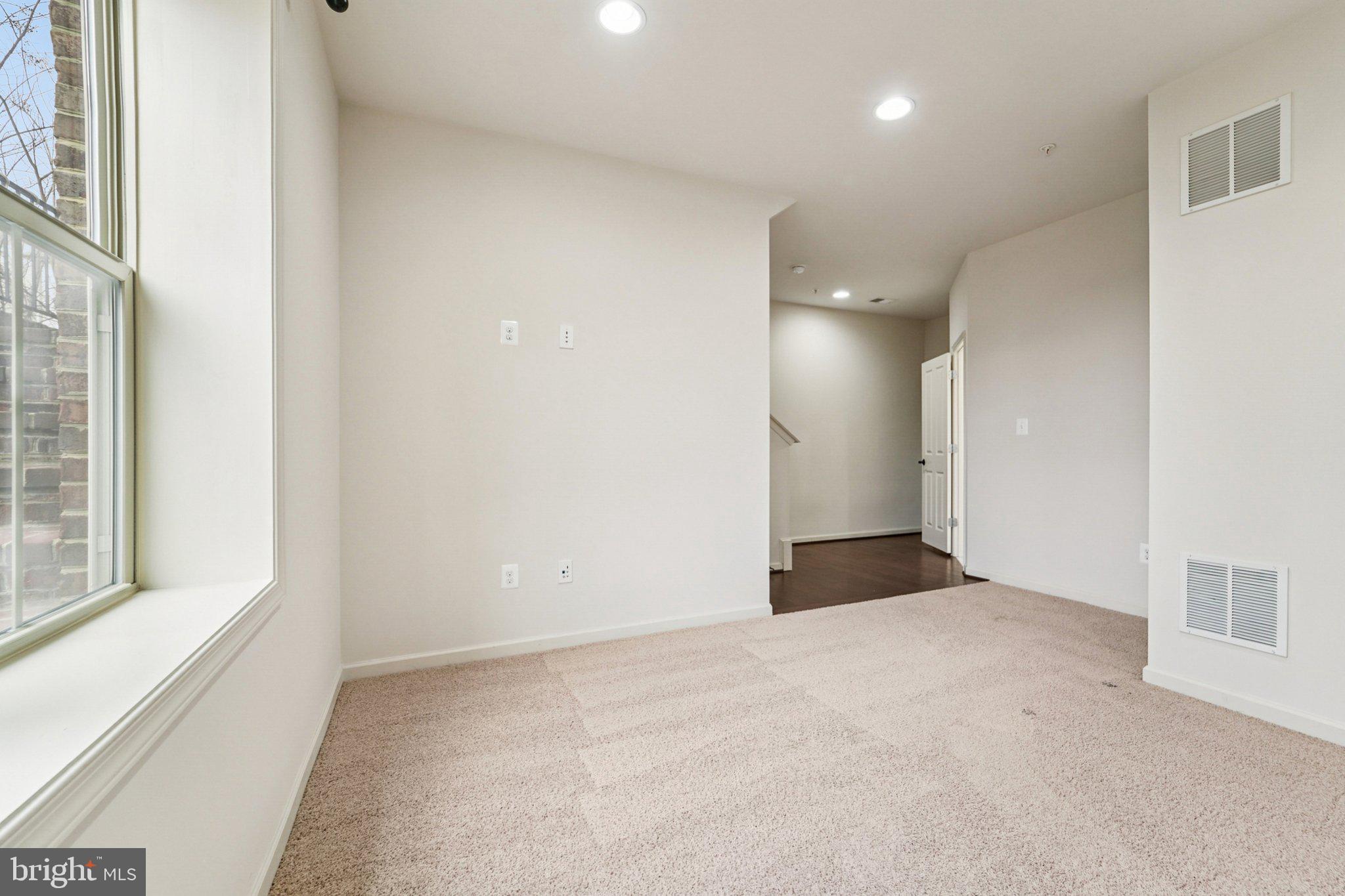 CABIN BRANCH - Residential