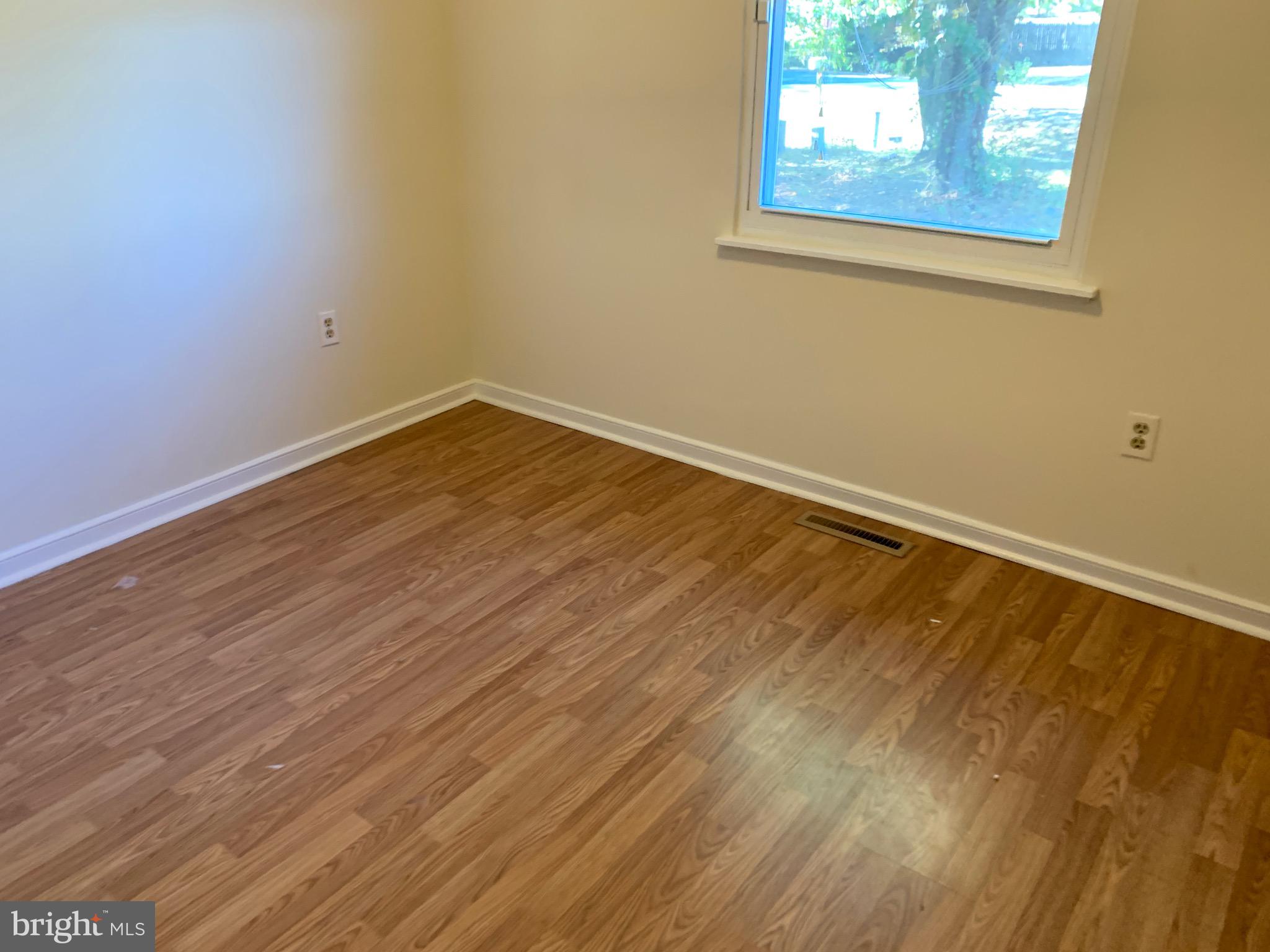 CAMPBELL CREEK VILLAGE - Residential Lease