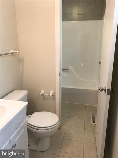 CAMPBELL CREEK VILLAGE - Residential Lease