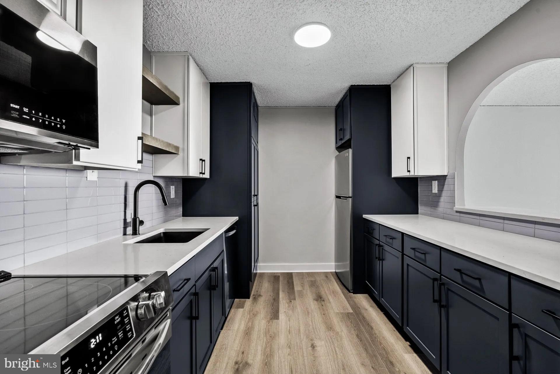 CENTER CITY - Residential Lease