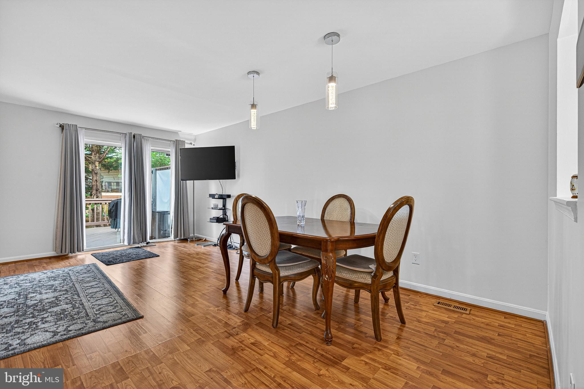 OAKHURST - Residential