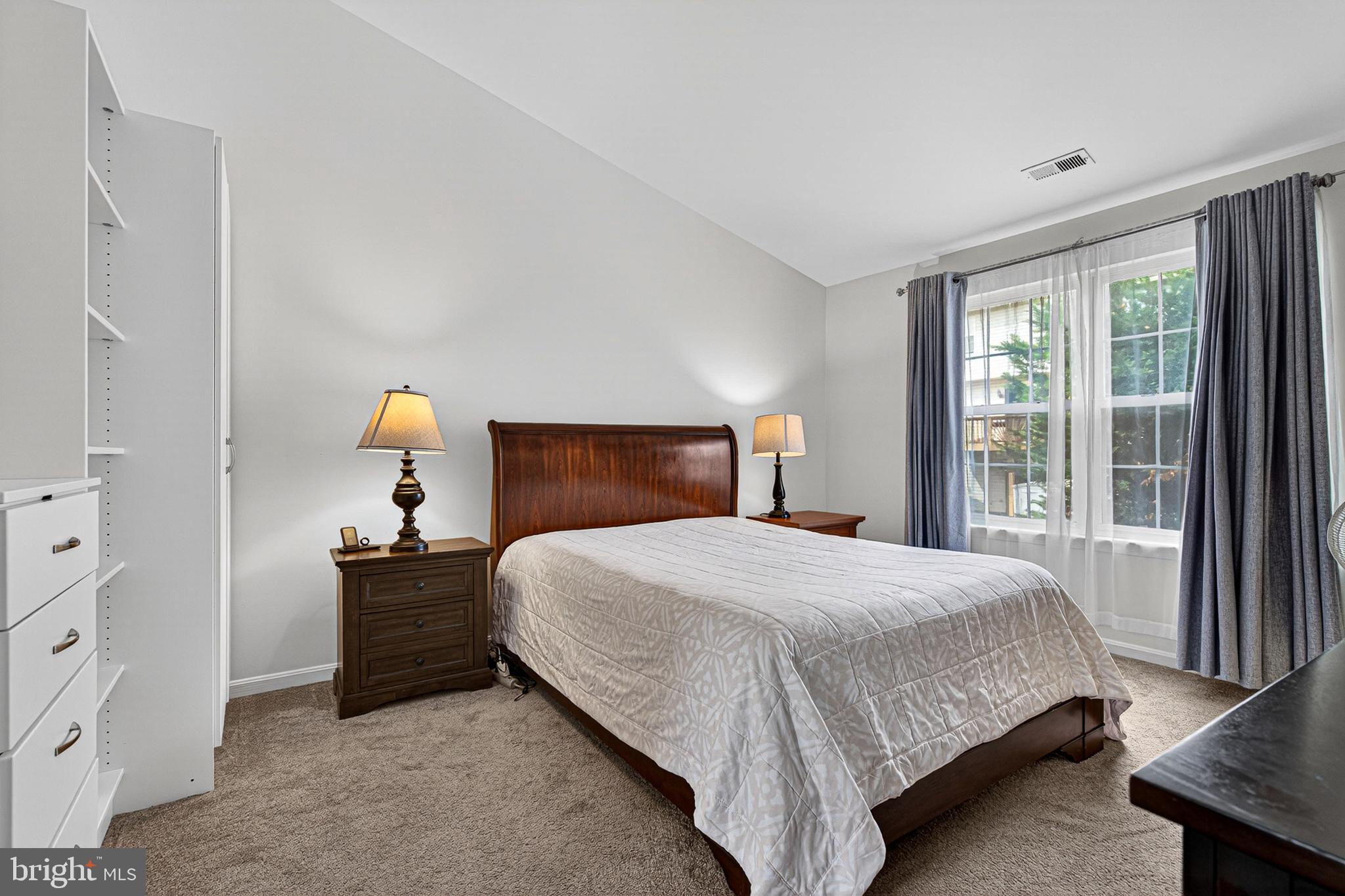 OAKHURST - Residential