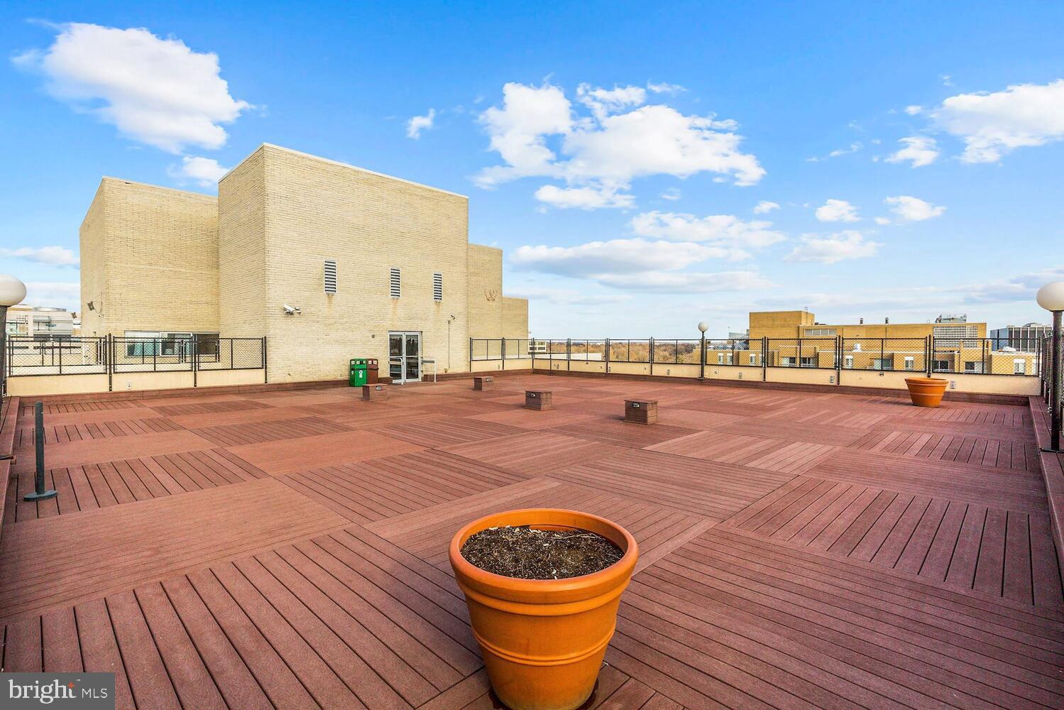 FRIENDSHIP HEIGHTS - Residential