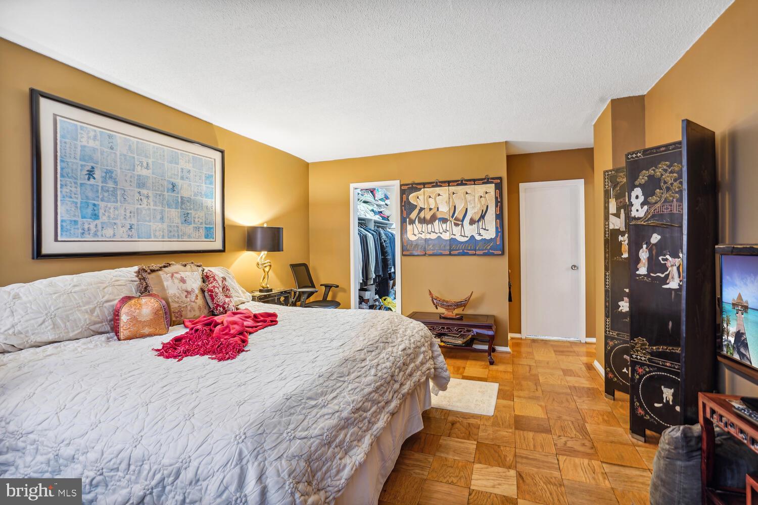 FRIENDSHIP HEIGHTS - Residential