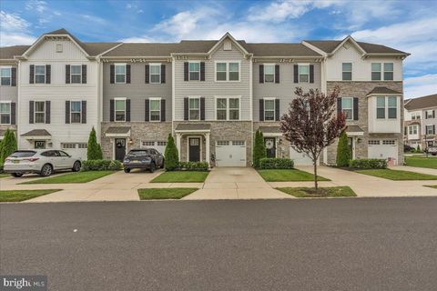 5 KOHLMYER DRIVE PENNSAUKEN NJ 08110