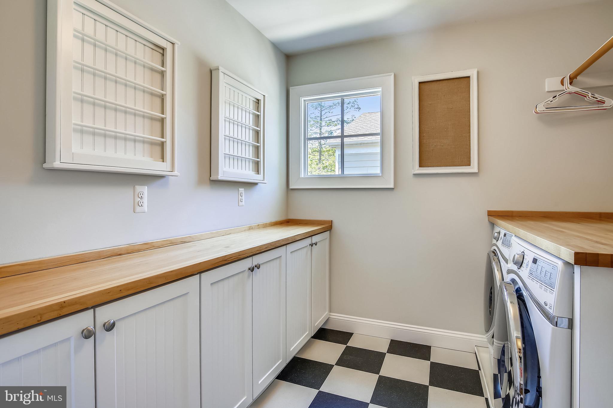 MILBURN TERRACE - Residential