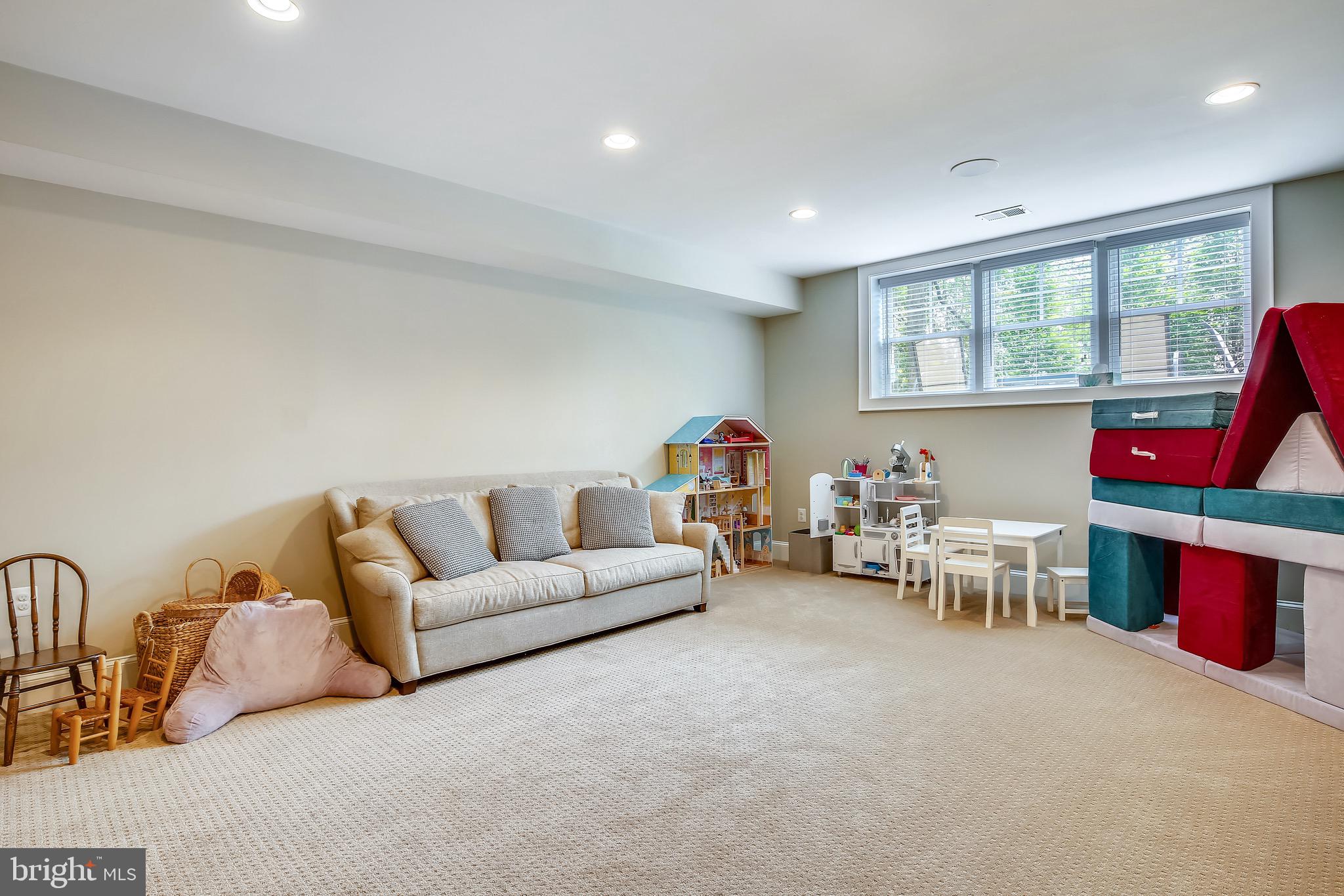 MILBURN TERRACE - Residential