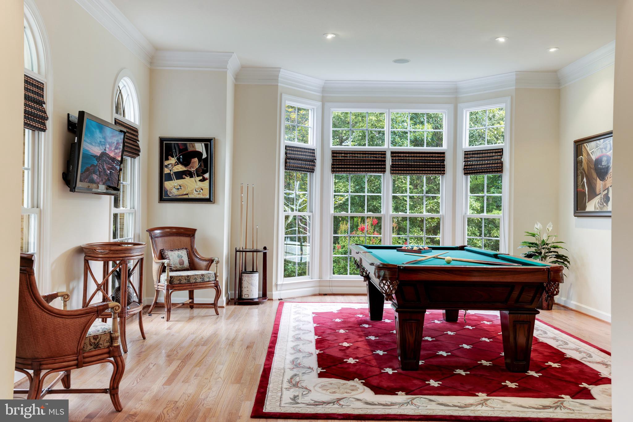 LANSDOWNE ON THE POTOMAC - Residential