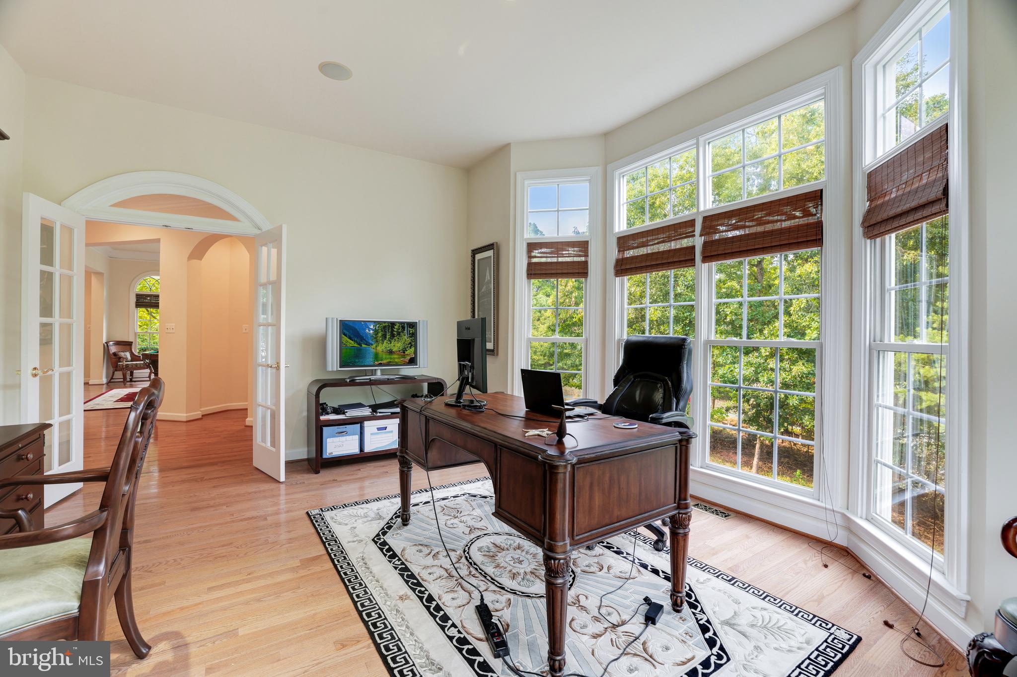 LANSDOWNE ON THE POTOMAC - Residential