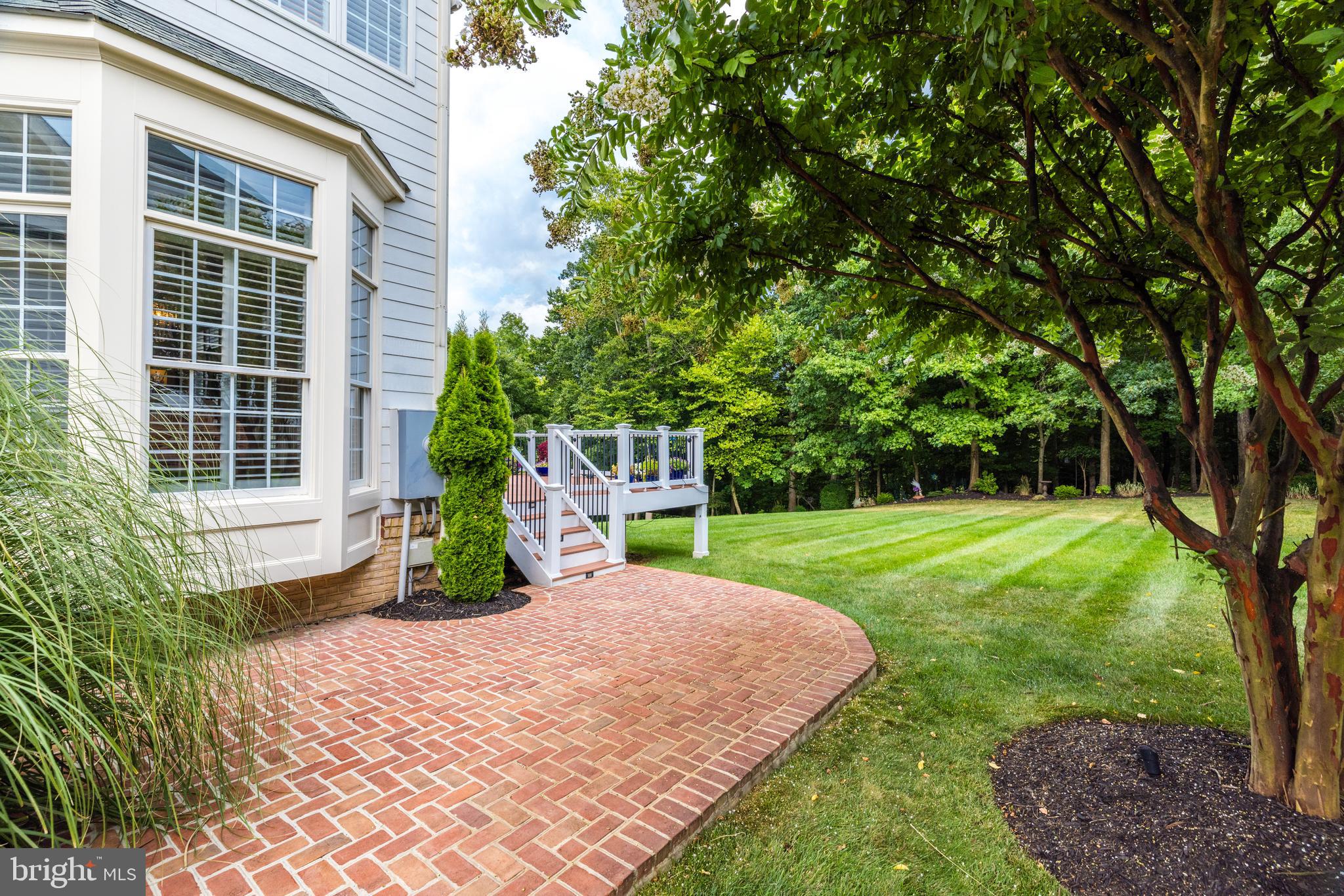 LANSDOWNE ON THE POTOMAC - Residential