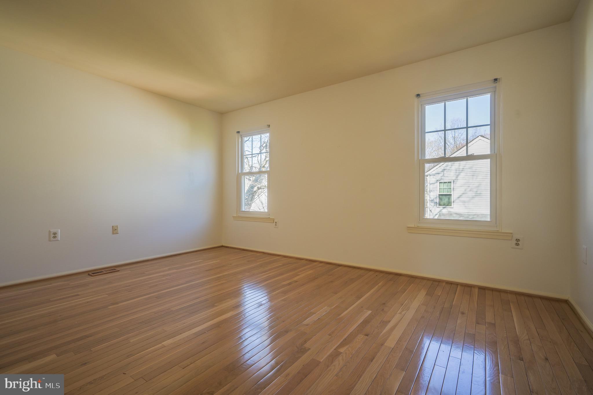 MONTCLAIR - Residential Lease