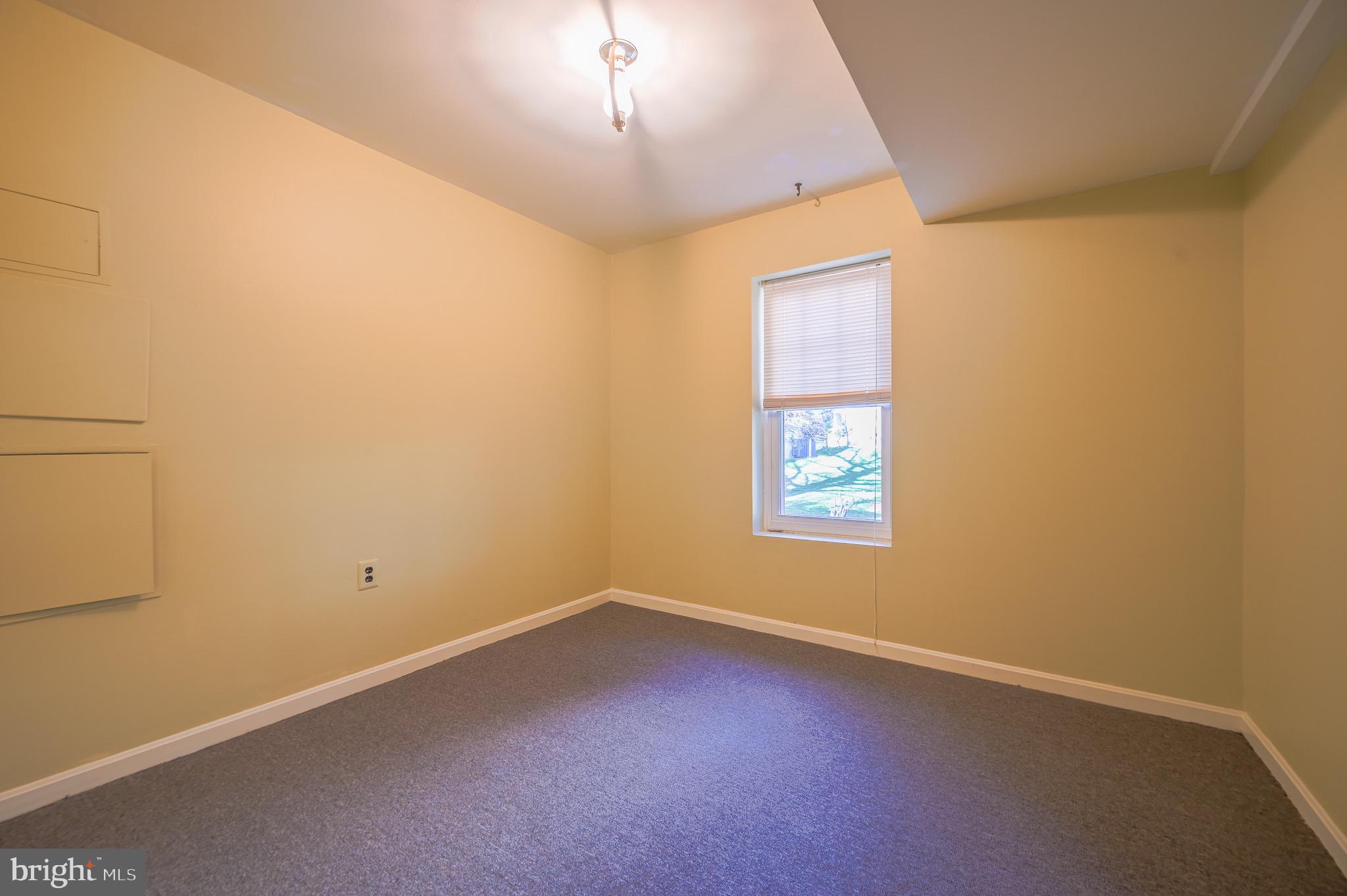 MONTCLAIR - Residential Lease