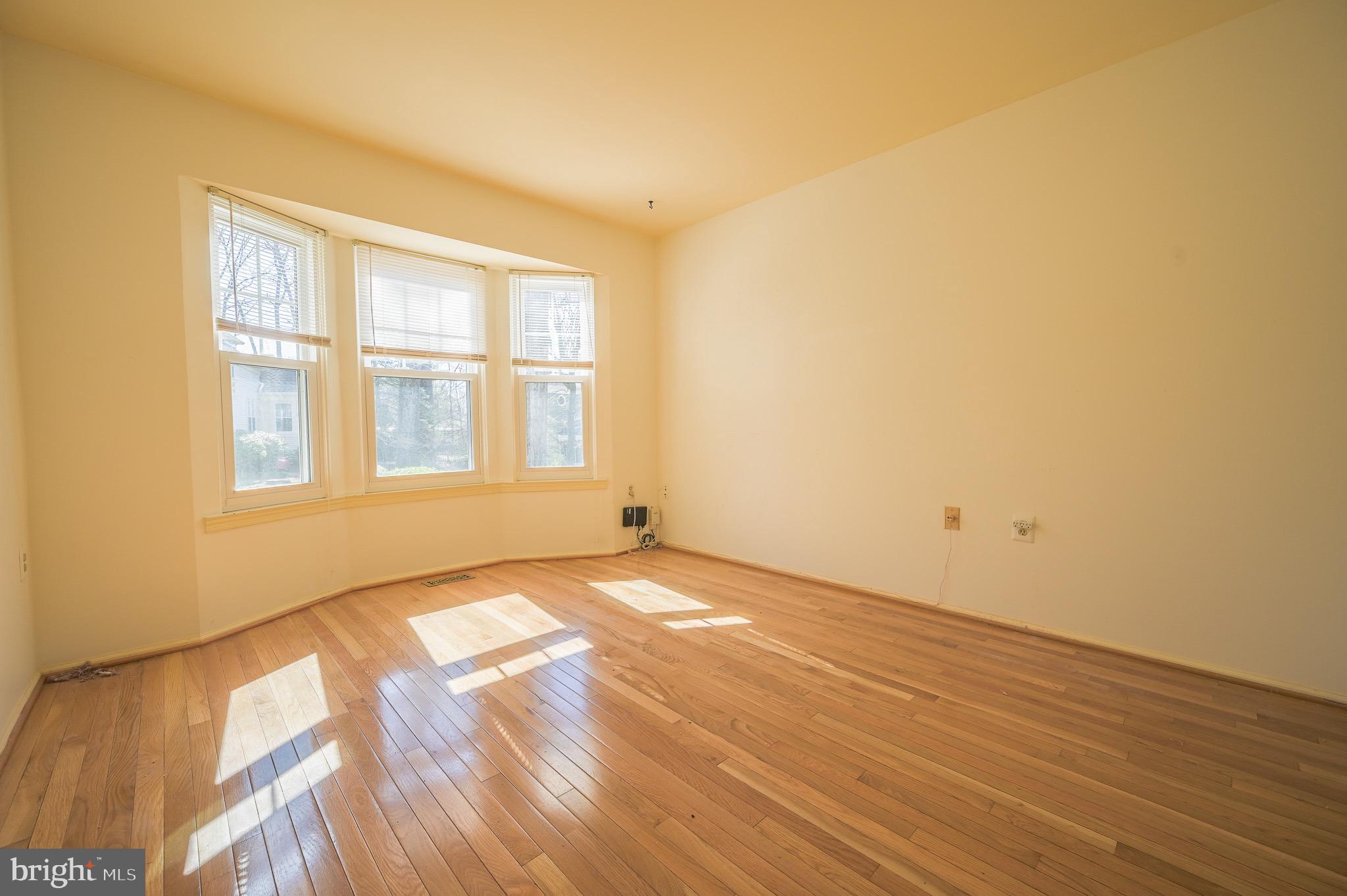 MONTCLAIR - Residential Lease