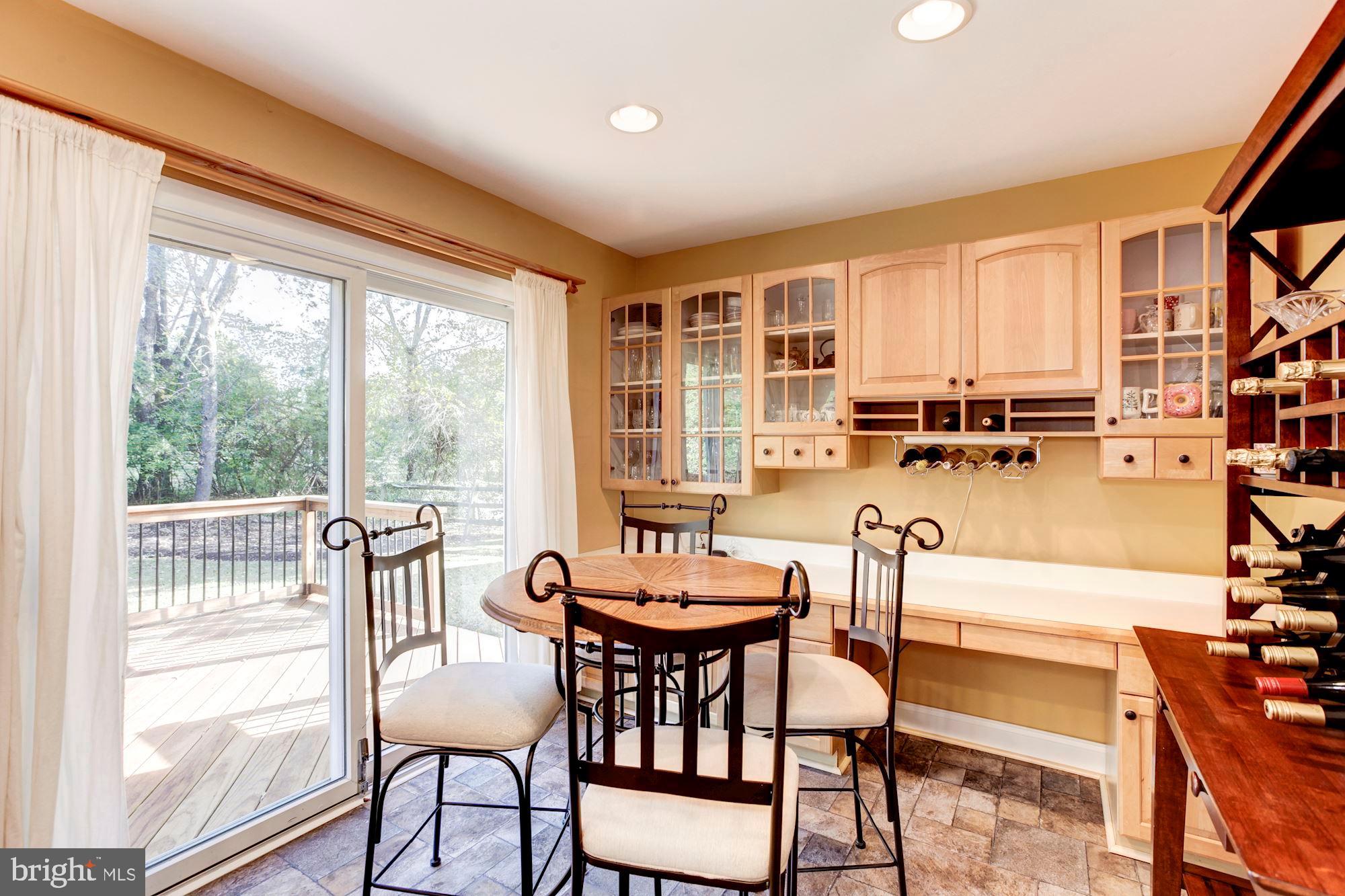 OAKLAND MILLS - Residential