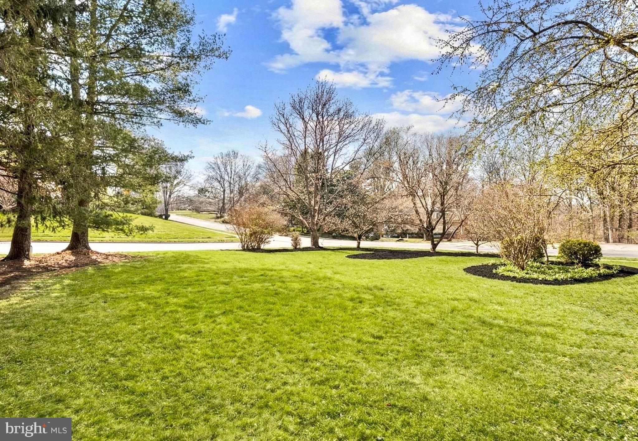 BANNOCKBURN ESTATES - Residential