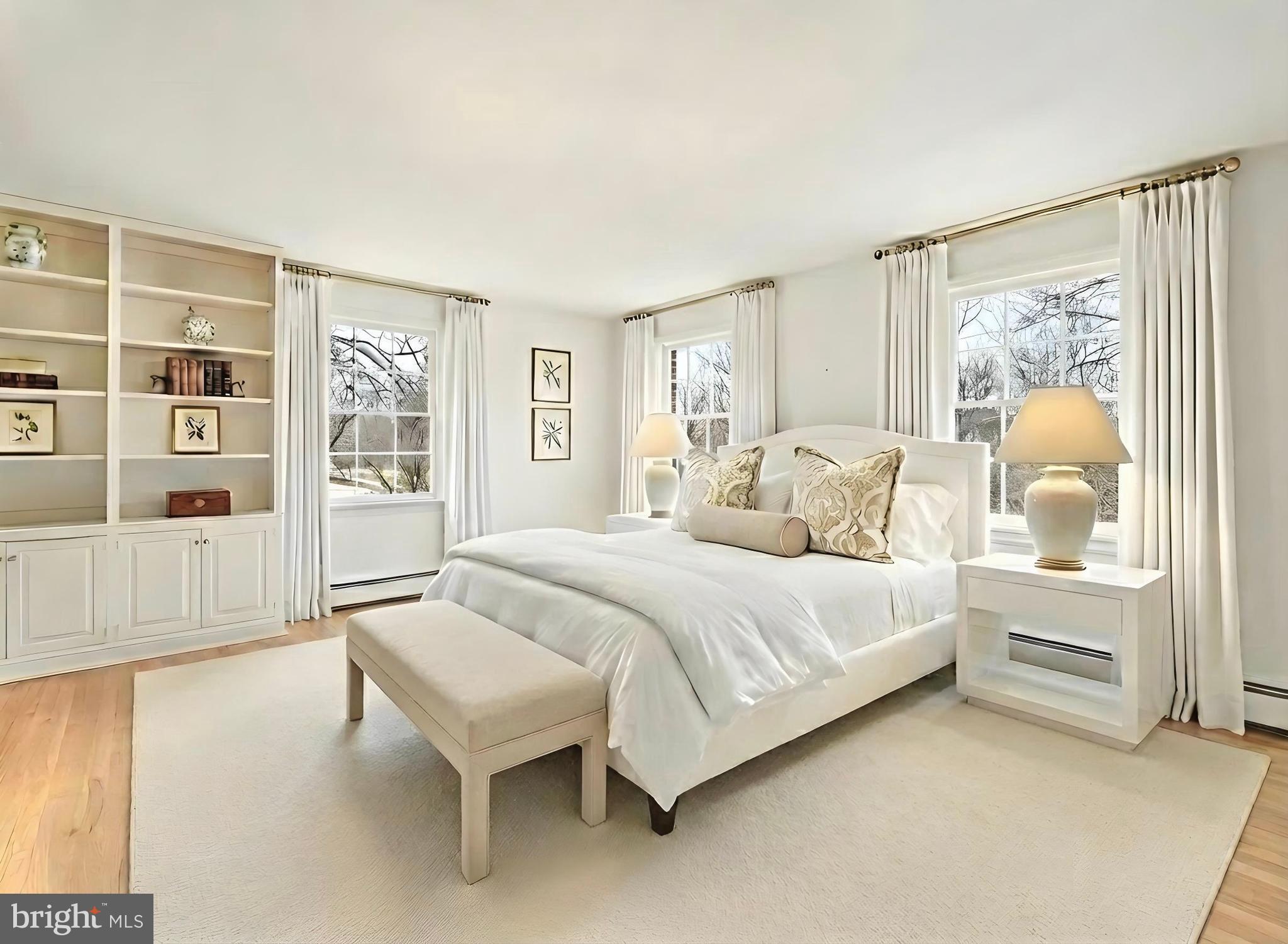 BANNOCKBURN ESTATES - Residential