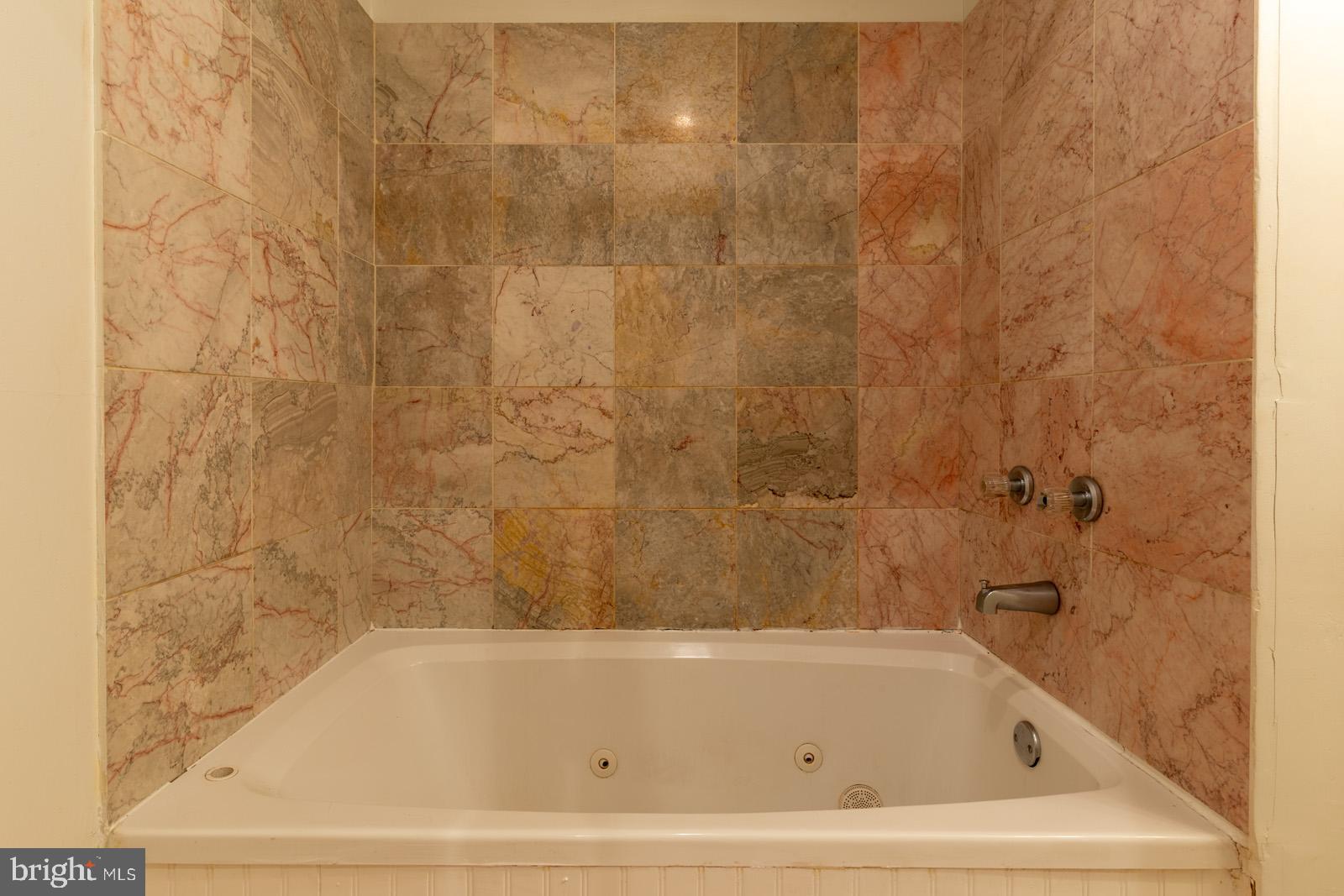 GRADUATE HOSPITAL - Residential Lease