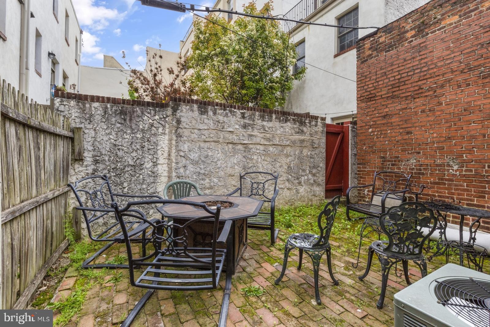 GRADUATE HOSPITAL - Residential Lease