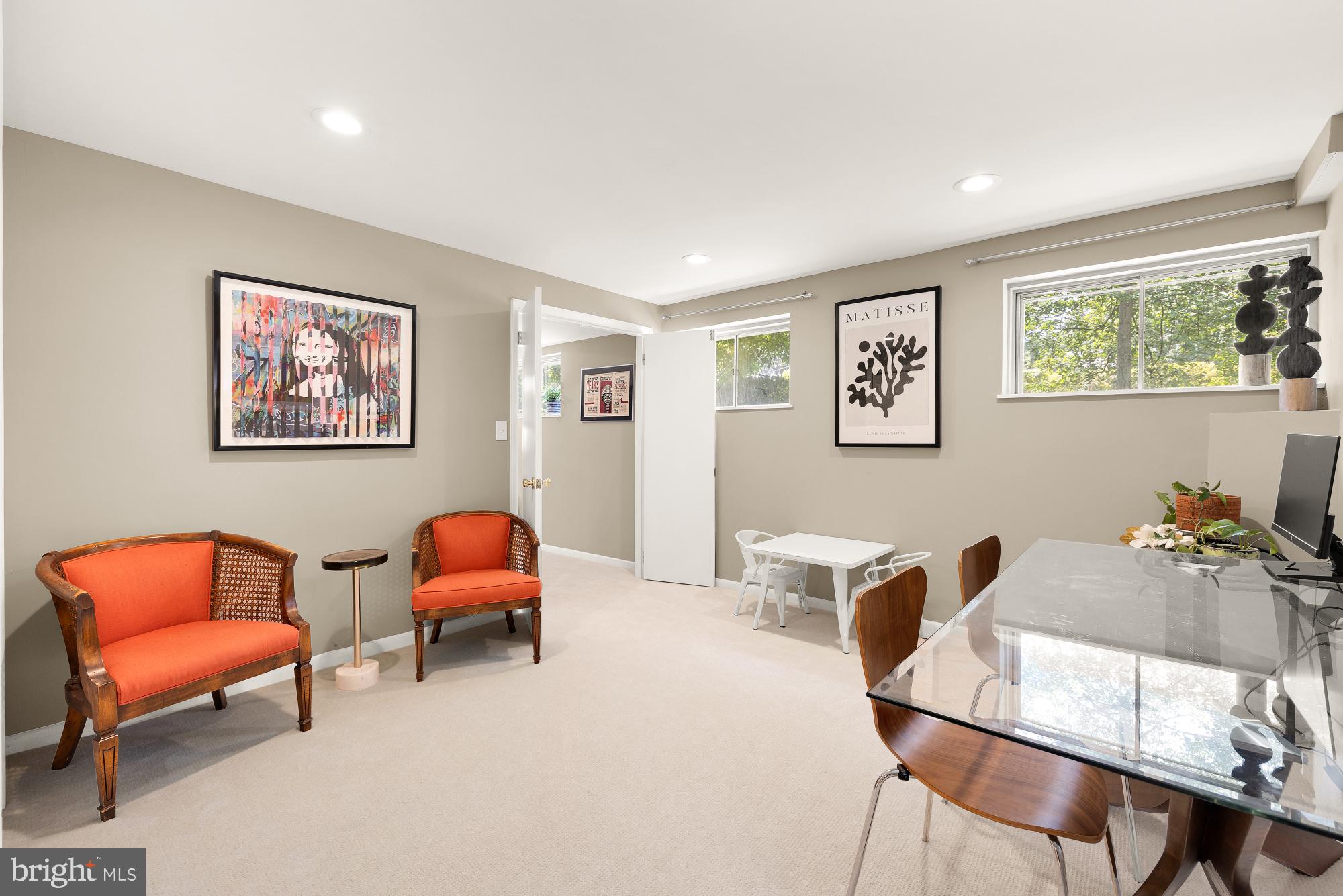 HIGH POINT - Residential