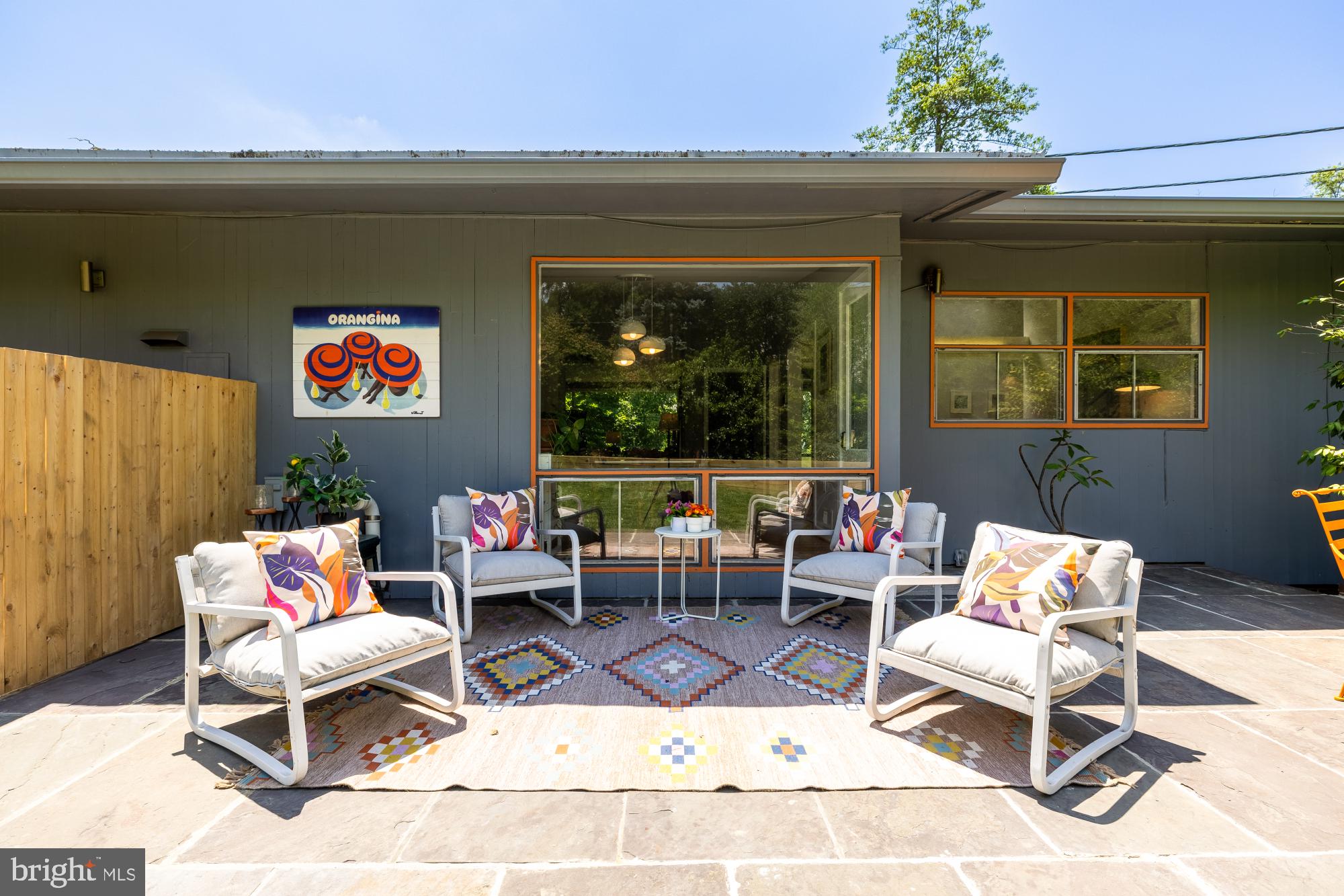 HIGH POINT - Residential