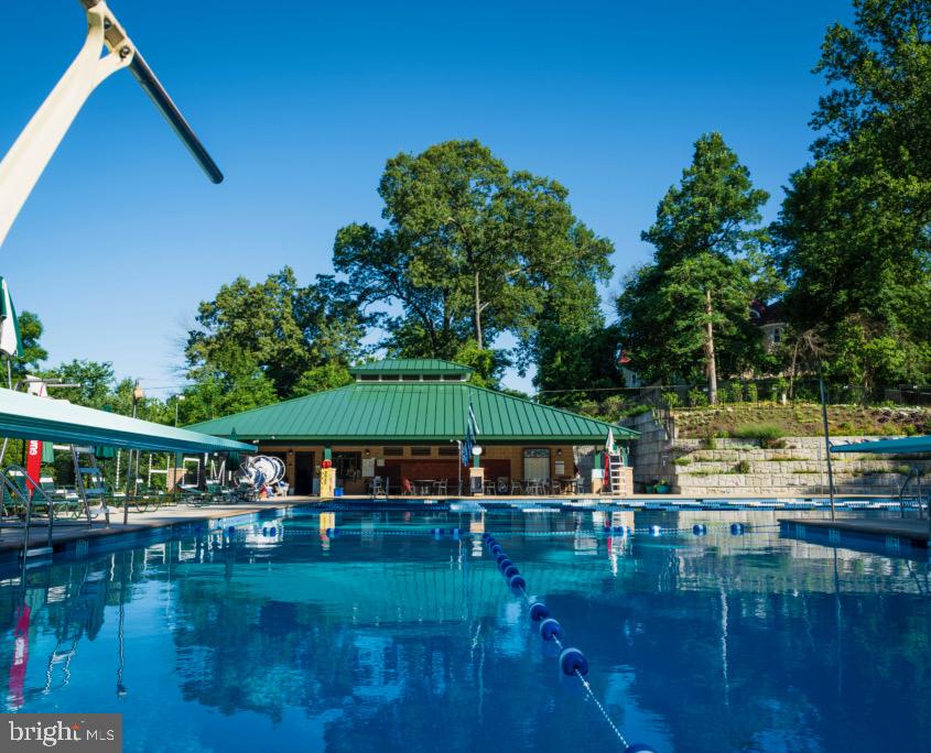 HIGH POINT - Residential