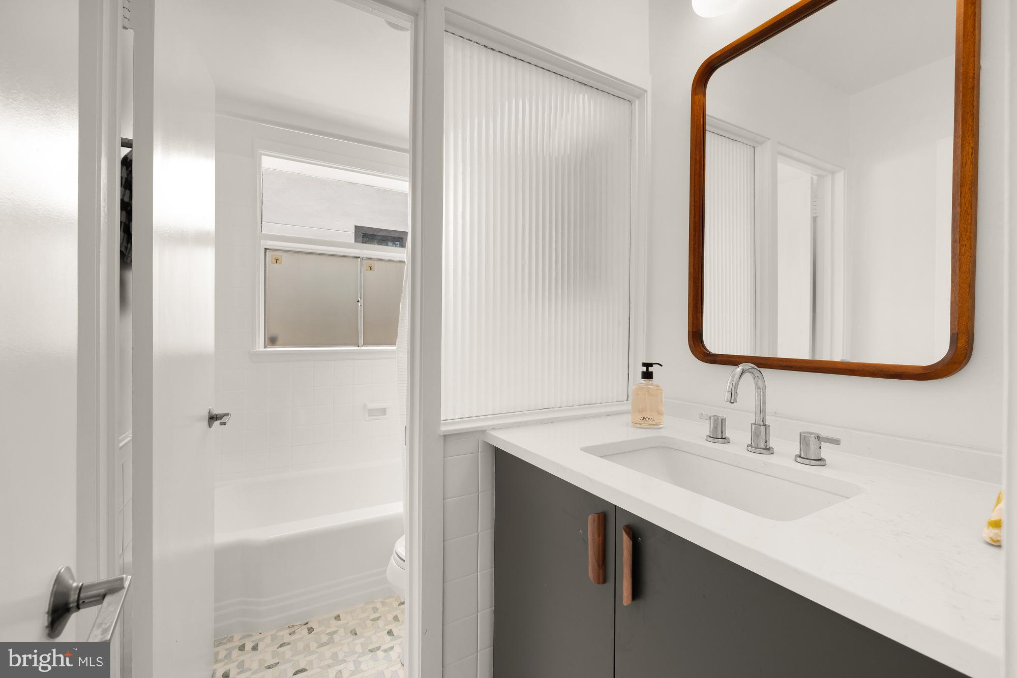 HIGH POINT - Residential