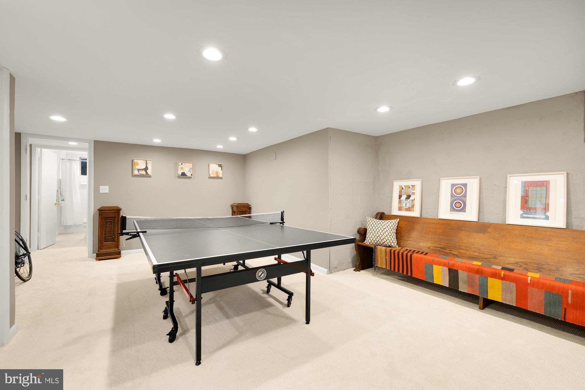 HIGH POINT - Residential