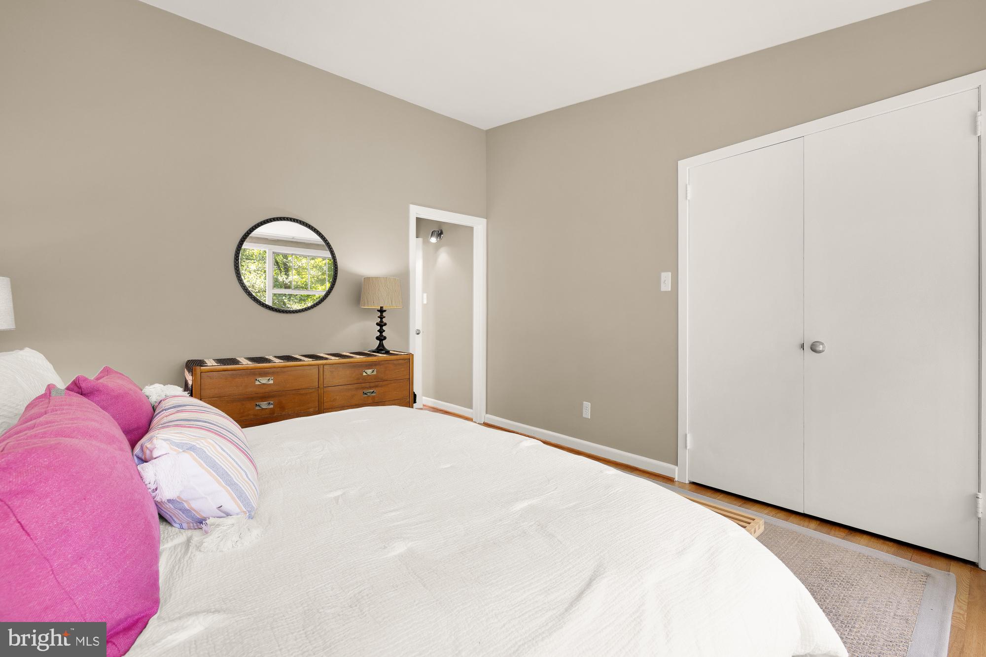 HIGH POINT - Residential