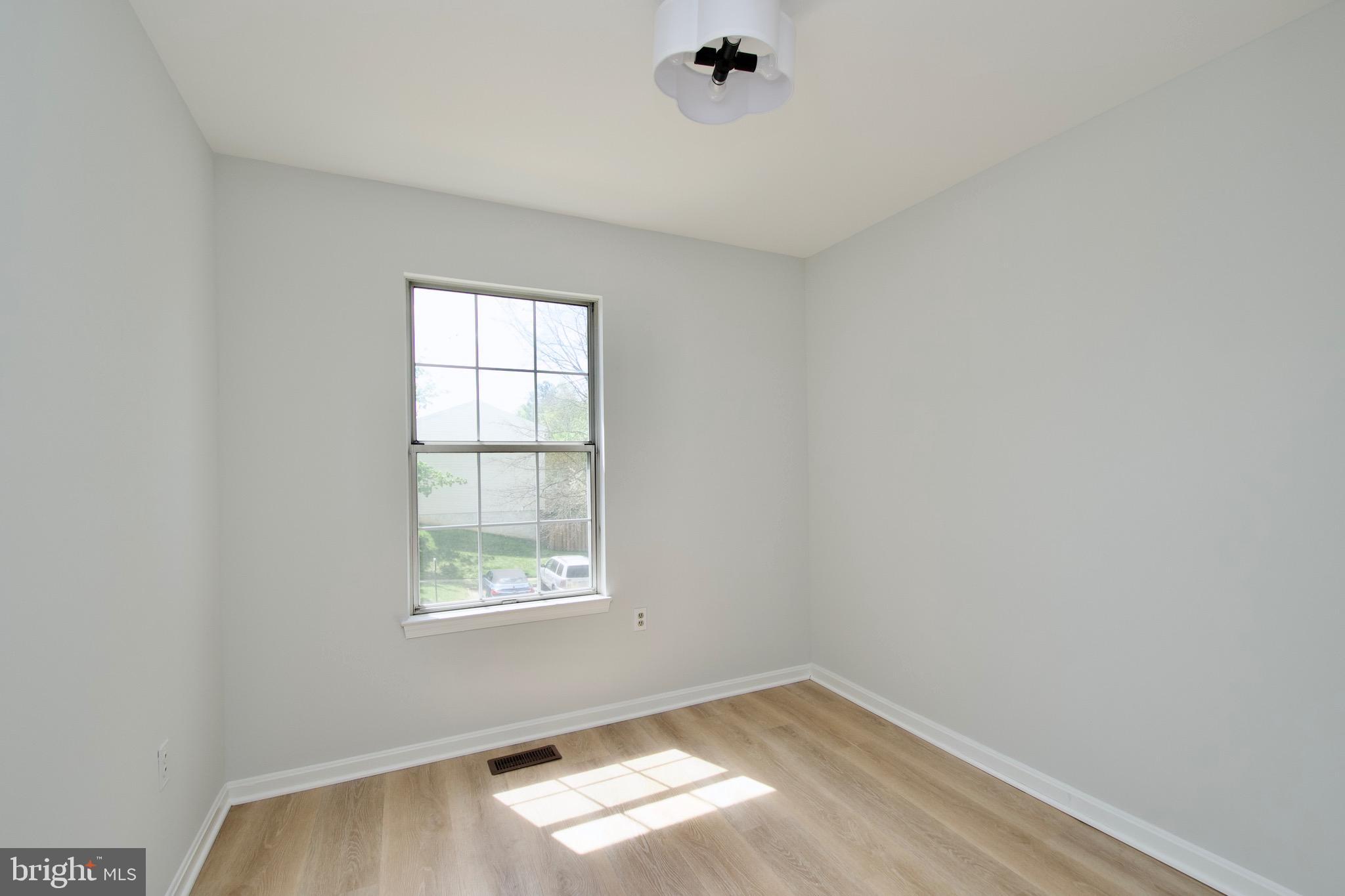 WASHINGTON SQUARE - Residential Lease