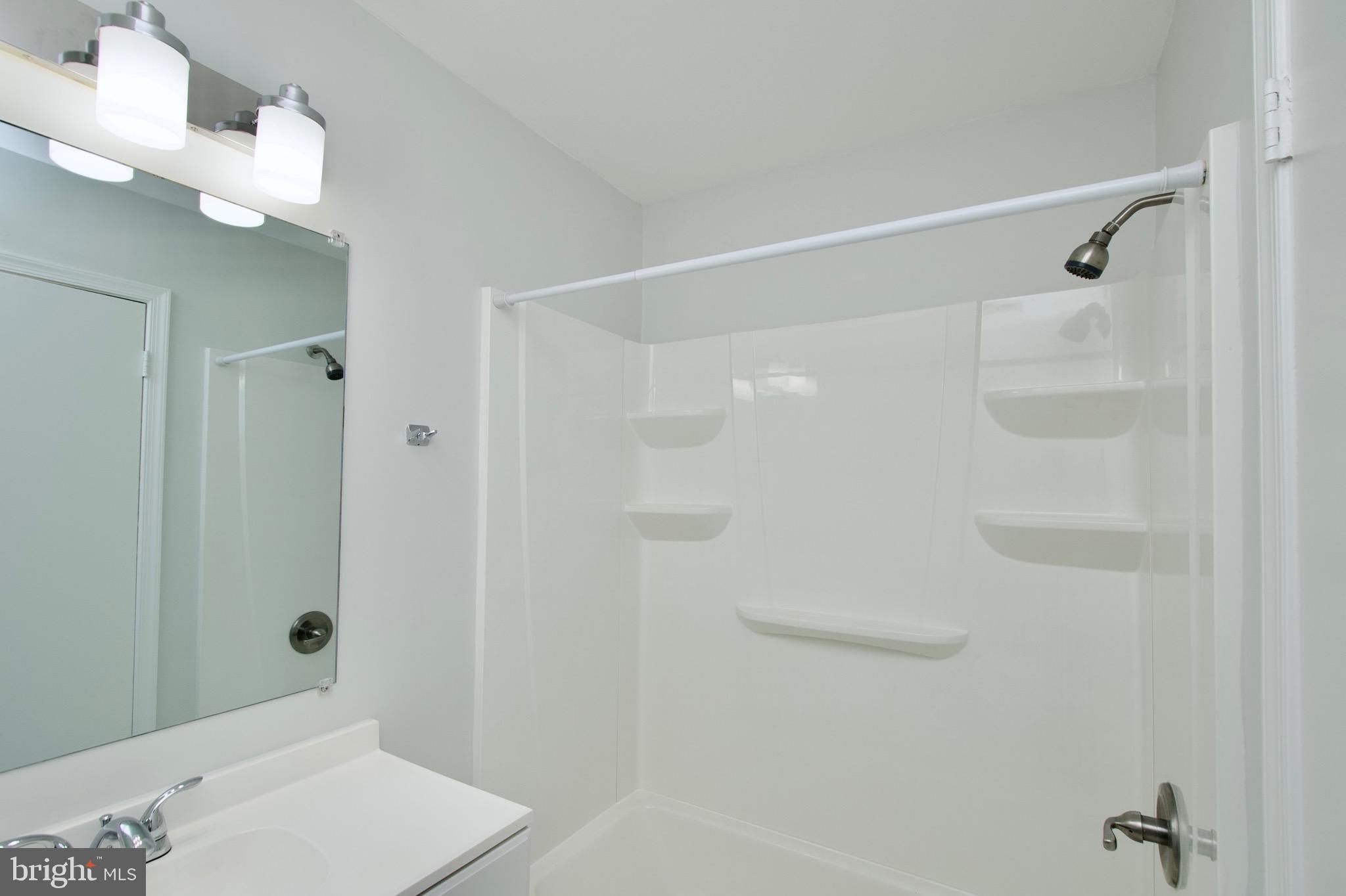 WASHINGTON SQUARE - Residential Lease