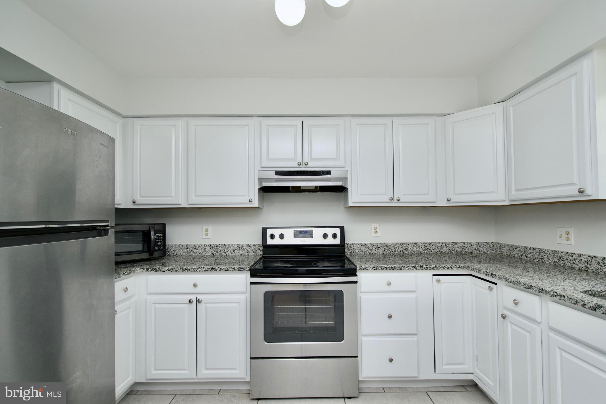 WASHINGTON SQUARE - Residential Lease