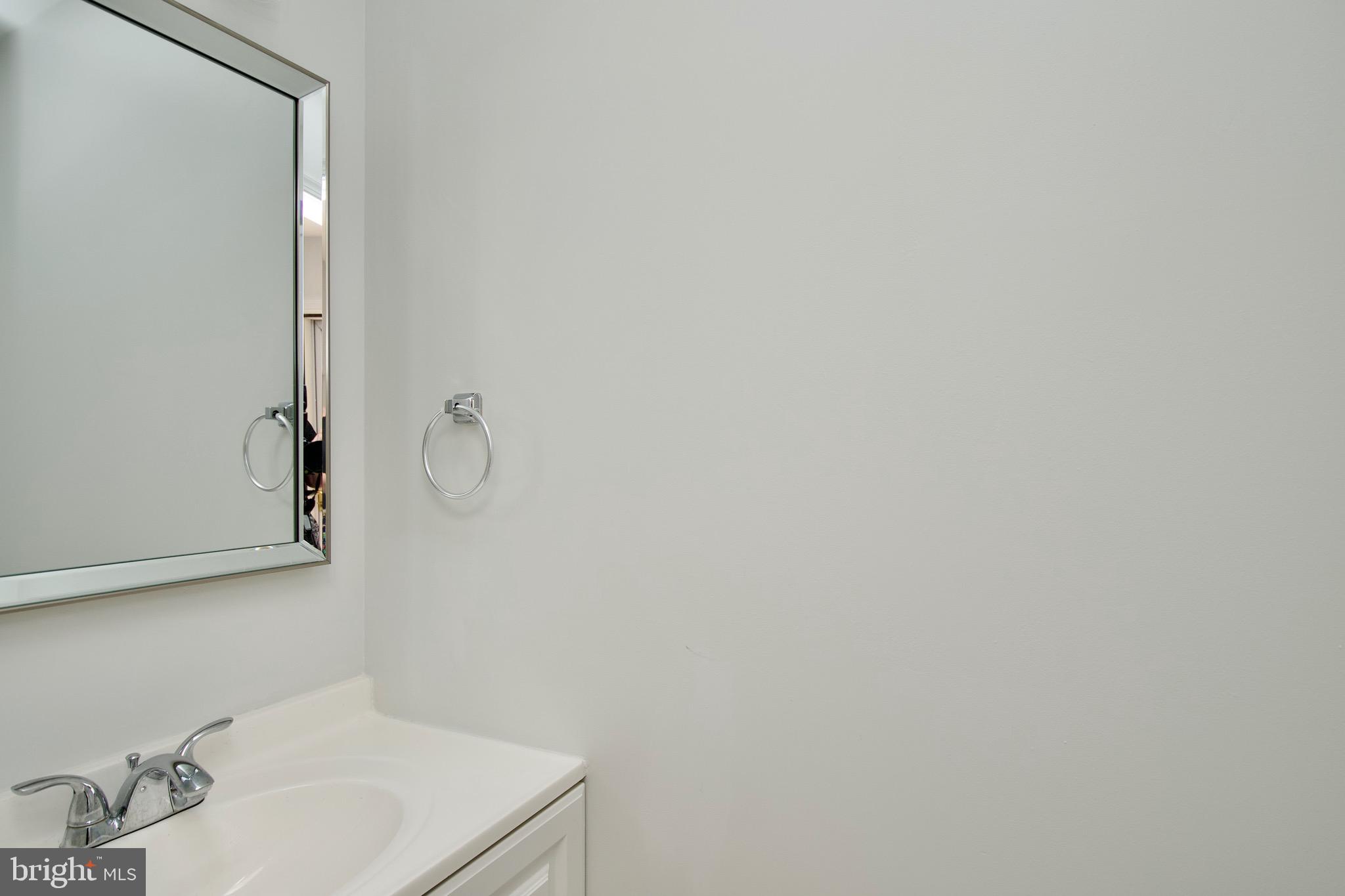 WASHINGTON SQUARE - Residential Lease