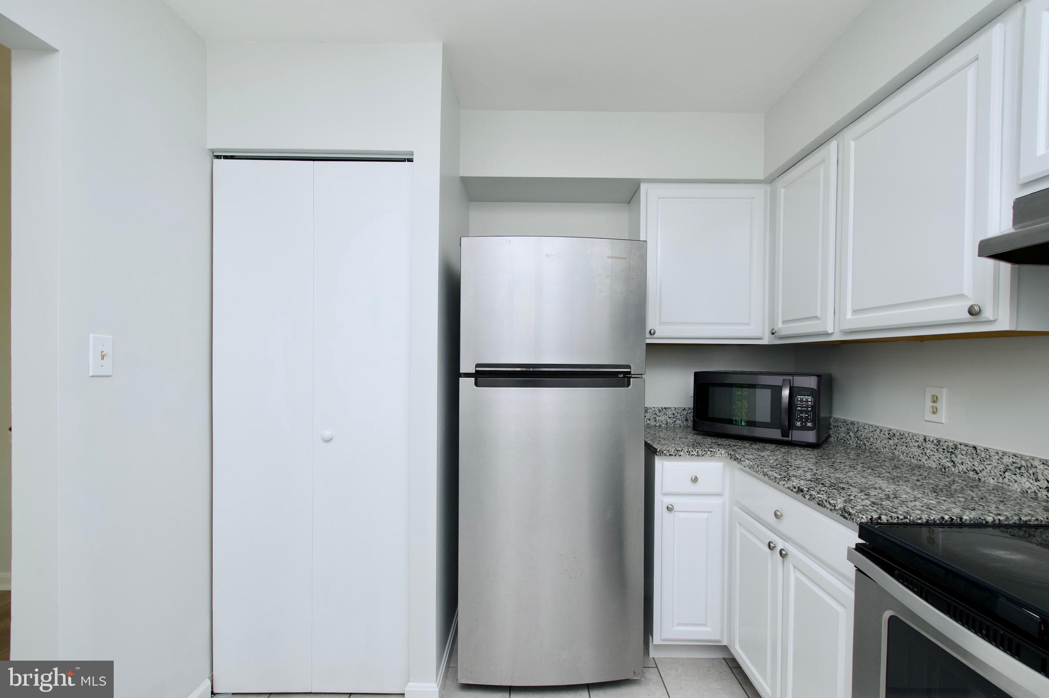 WASHINGTON SQUARE - Residential Lease