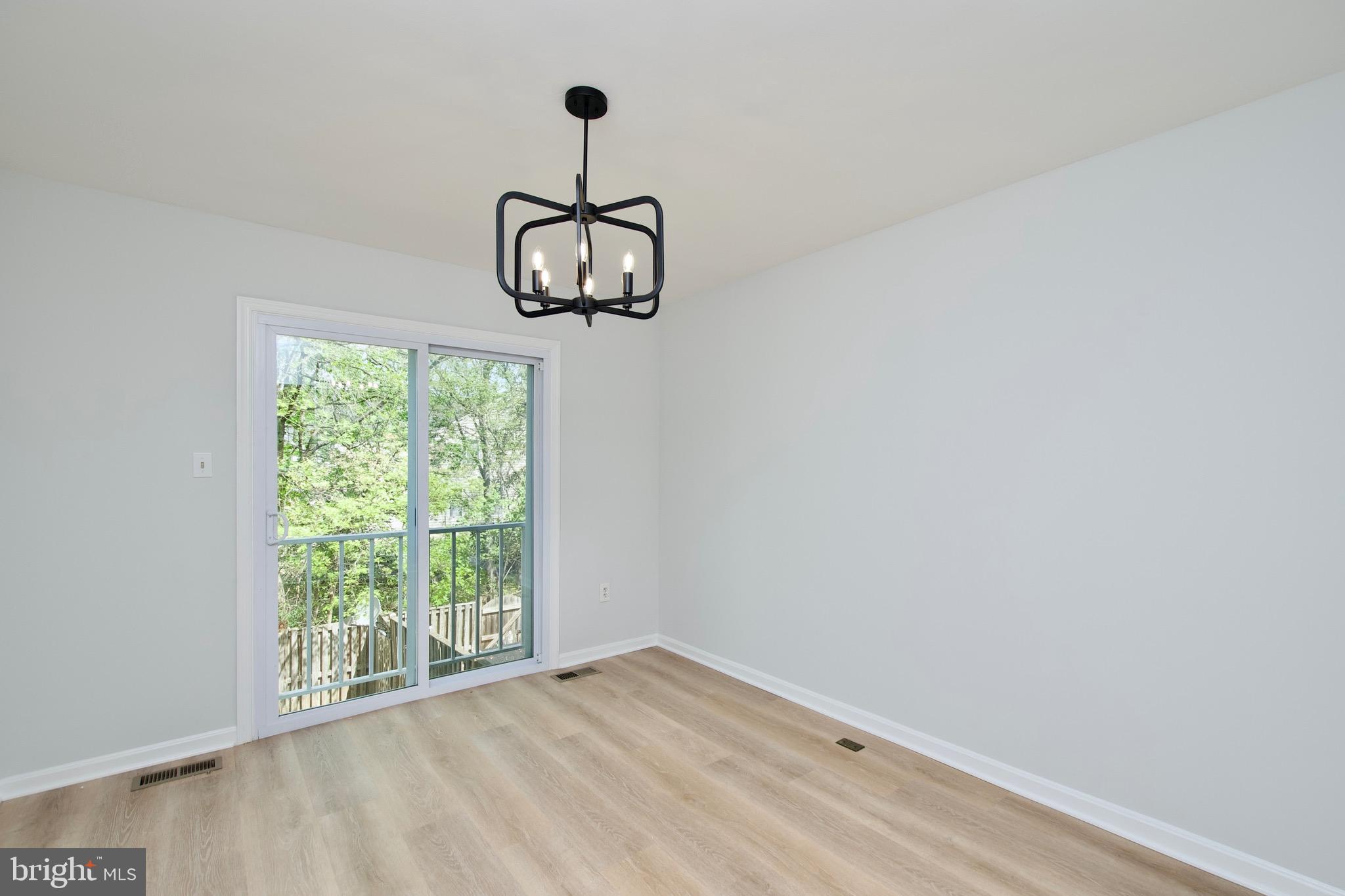 WASHINGTON SQUARE - Residential Lease