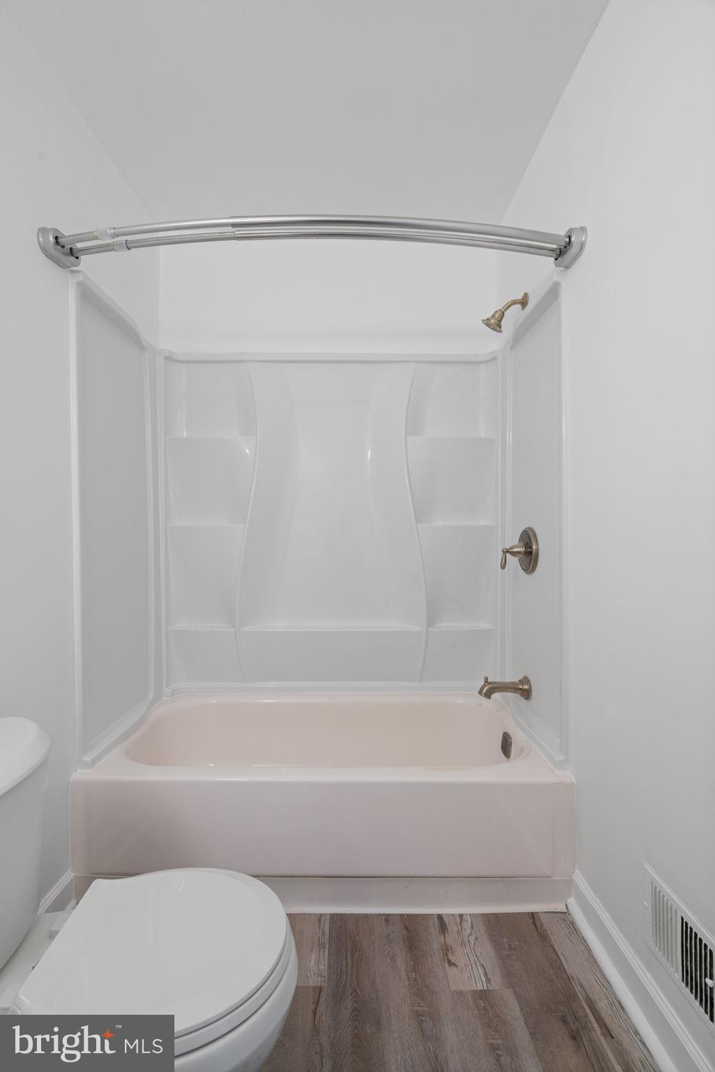 TERRACE TOWNE HOMES OF GUNSTON - Residential