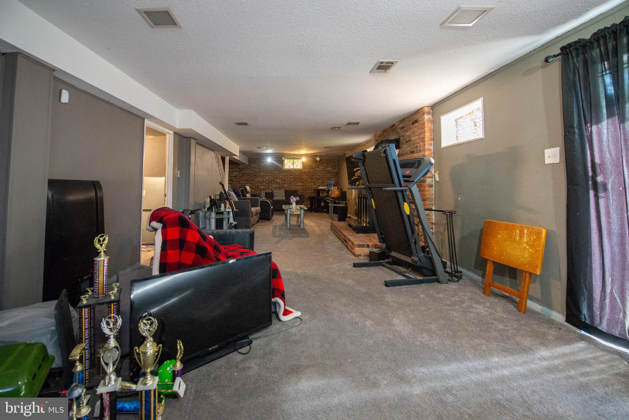 LAYDON PARK - Residential