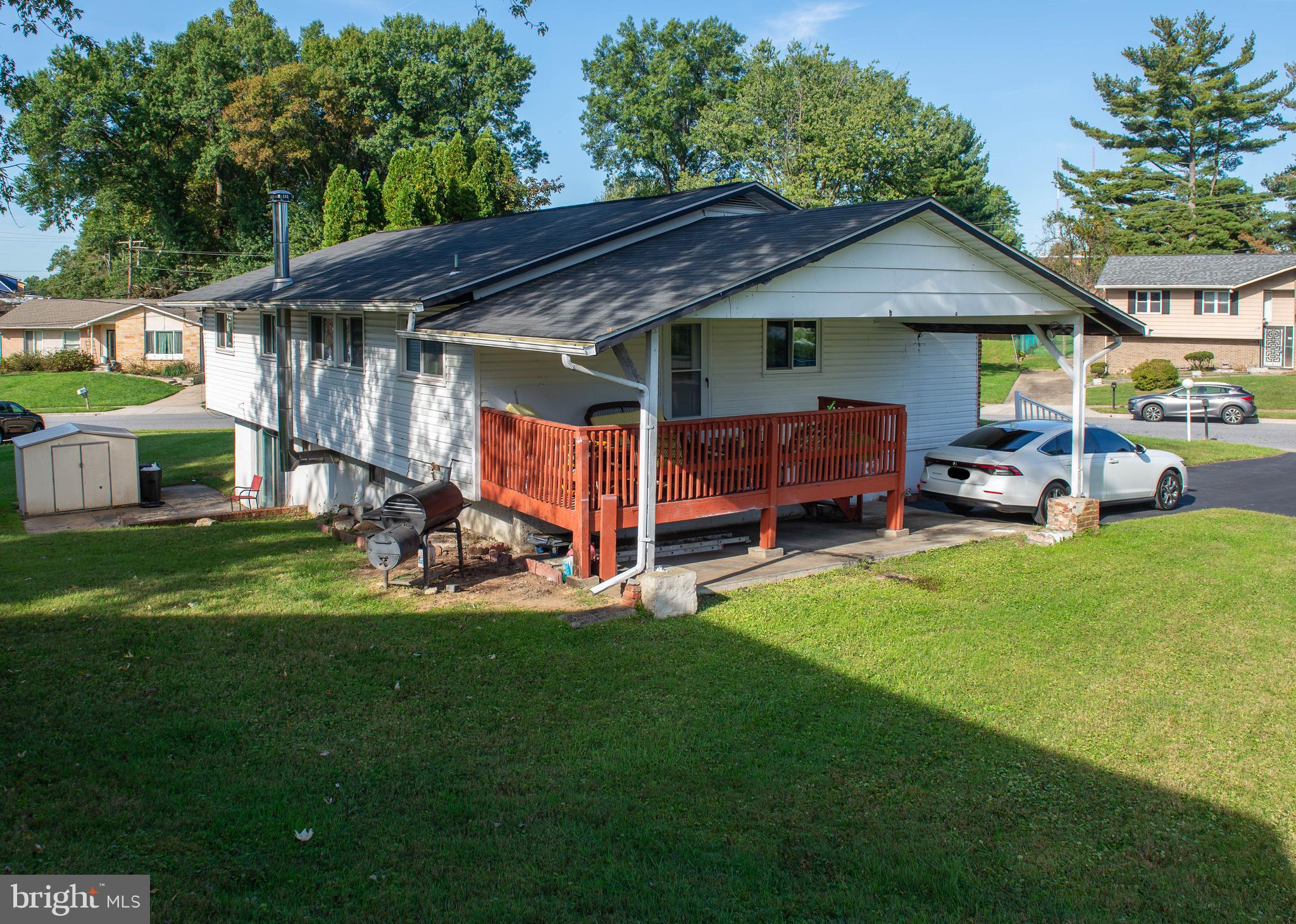 LAYDON PARK - Residential
