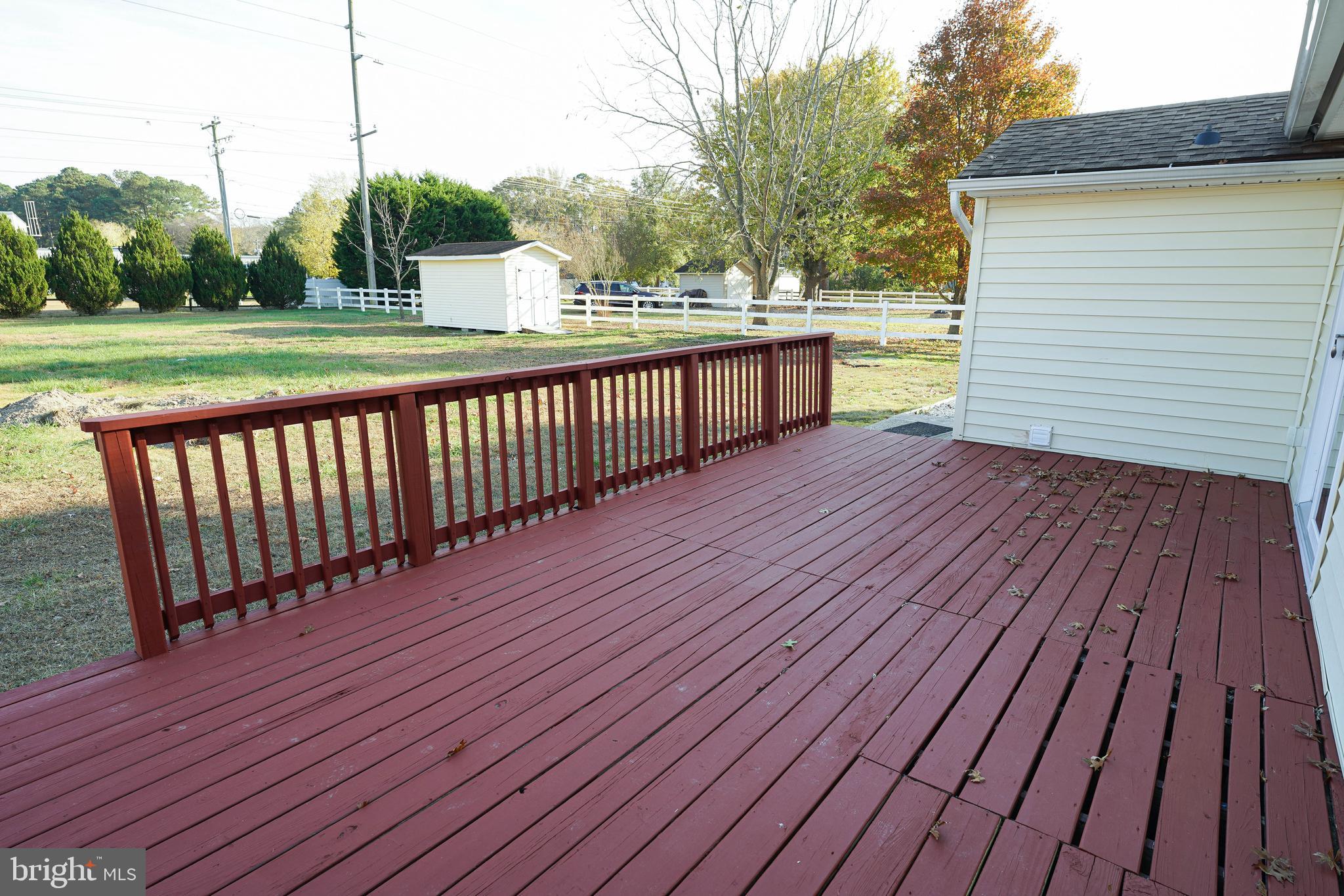 LIVINGSTON HEIGHTS - Residential Lease