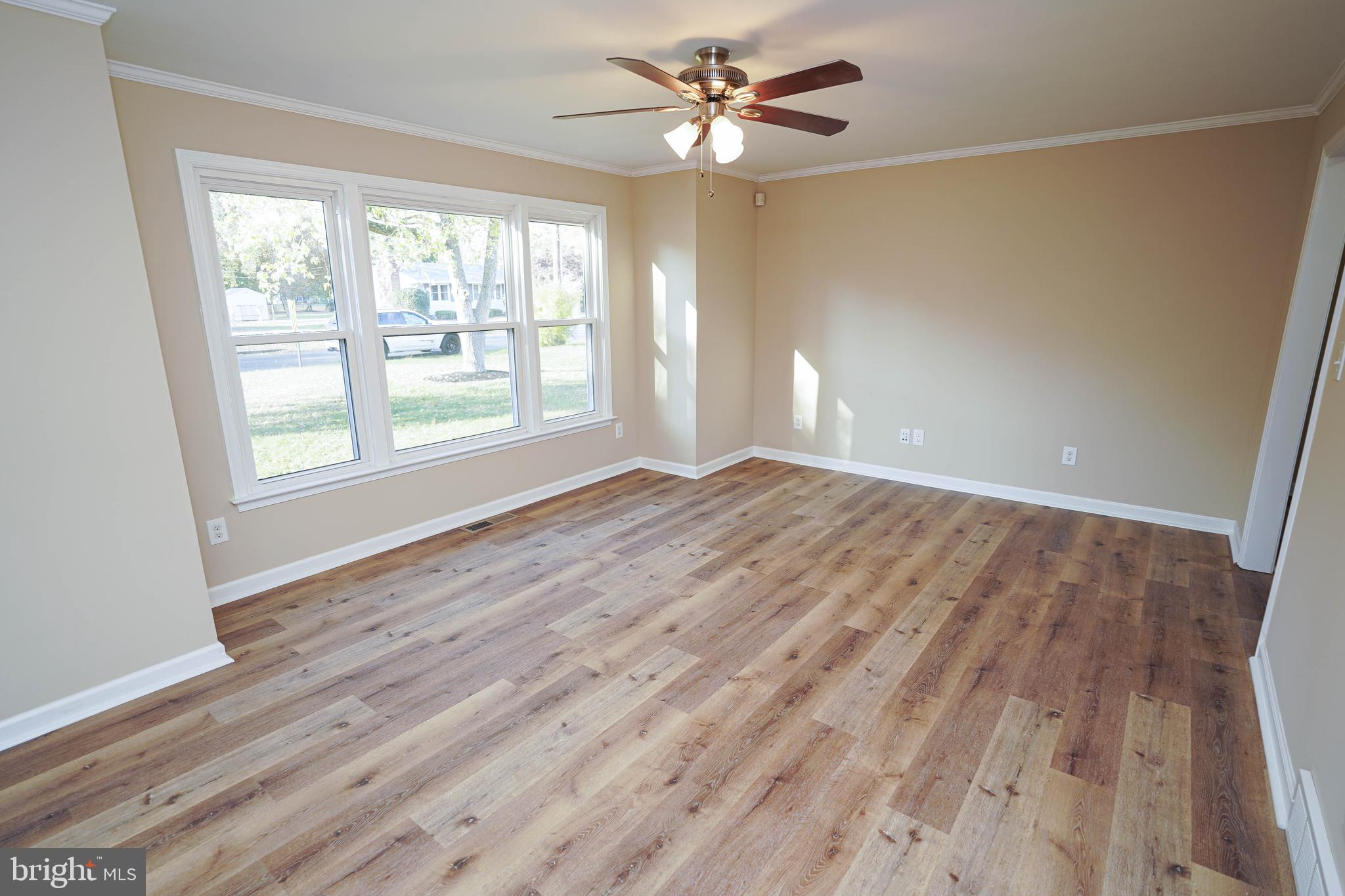 LIVINGSTON HEIGHTS - Residential Lease