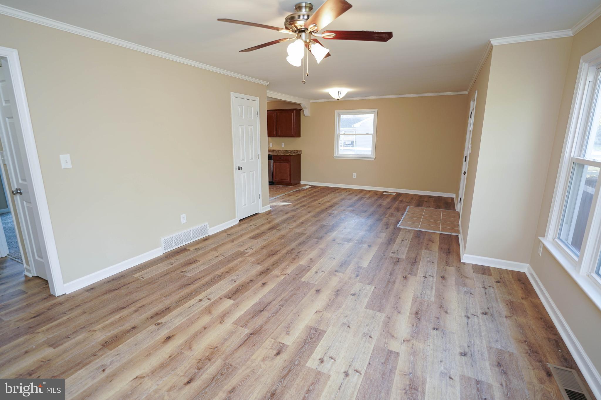 LIVINGSTON HEIGHTS - Residential Lease