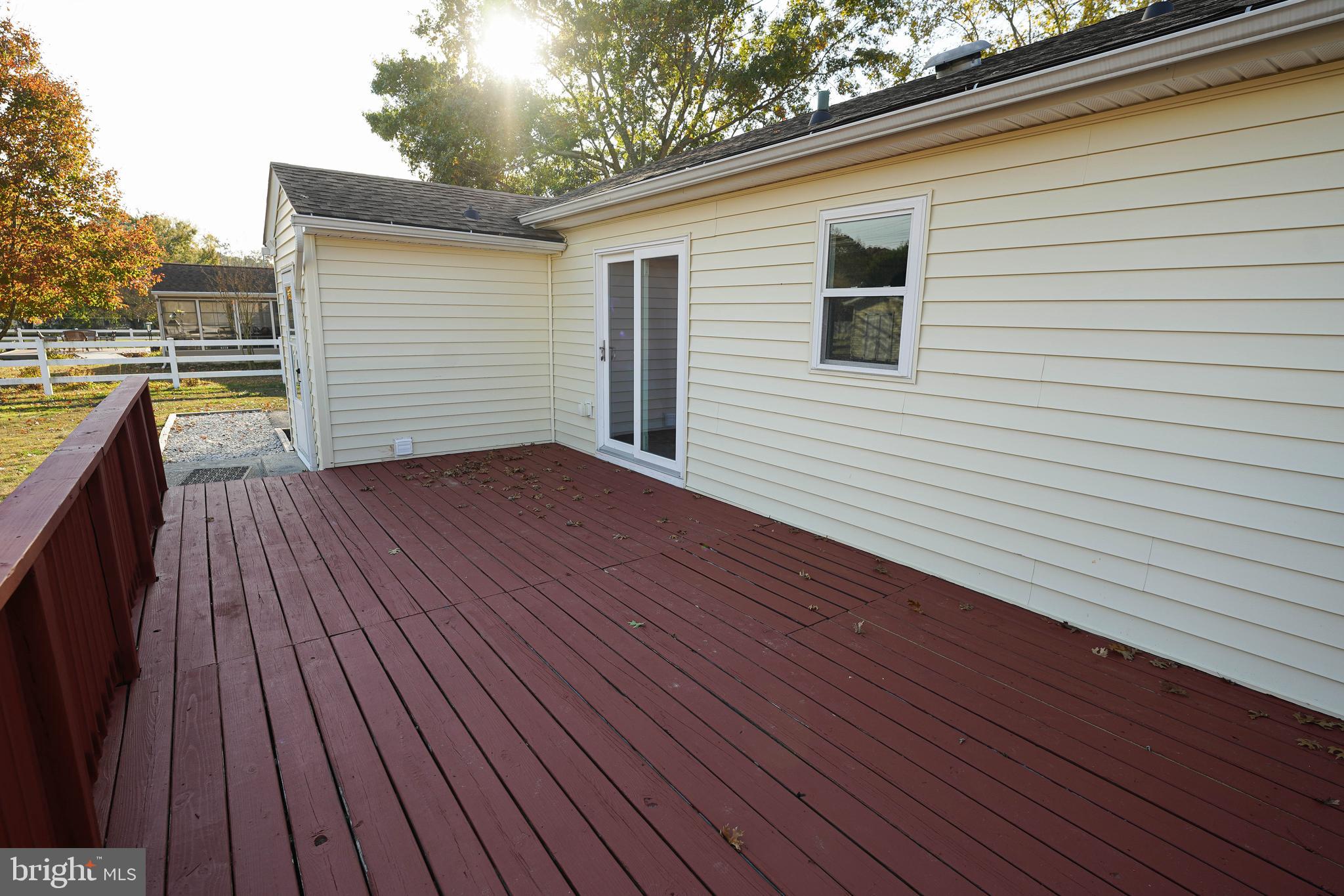 LIVINGSTON HEIGHTS - Residential Lease