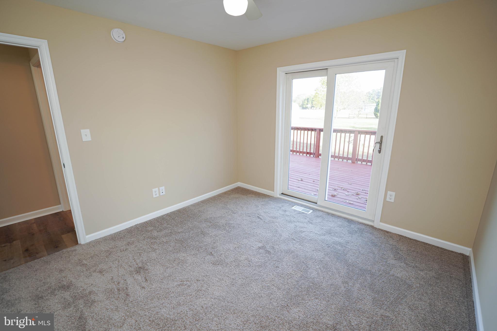 LIVINGSTON HEIGHTS - Residential Lease