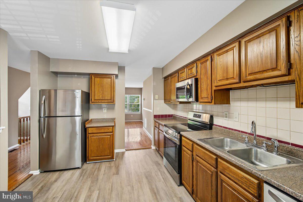 12407 HERRINGTON MANOR DRIVE