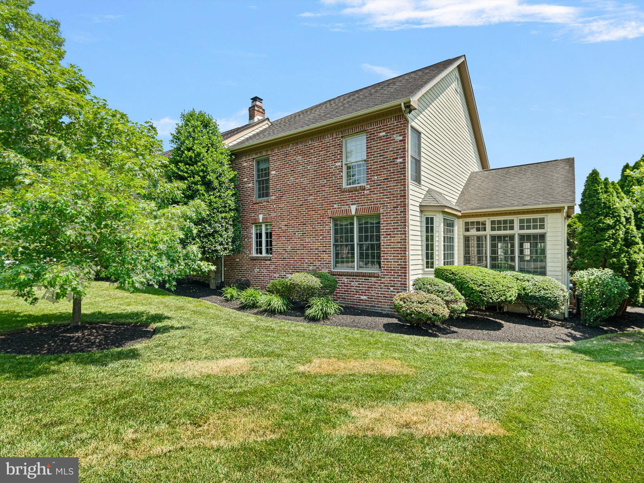107 GILLIANS WAY