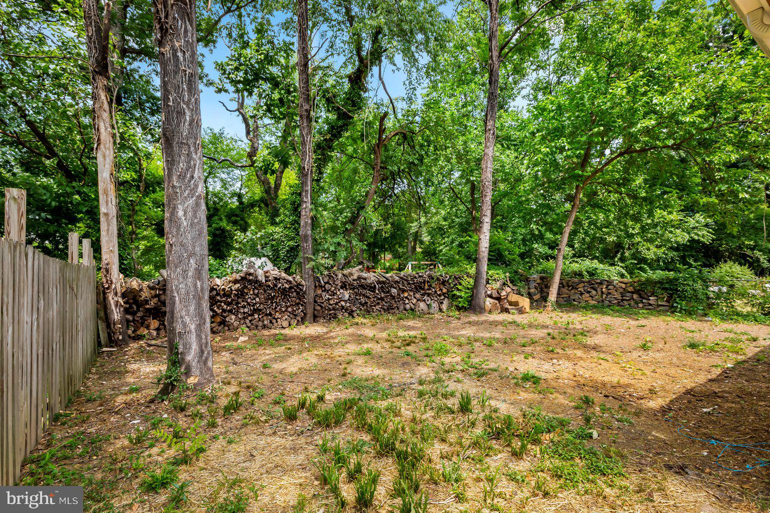 BELVEDERE SQUARE - Residential