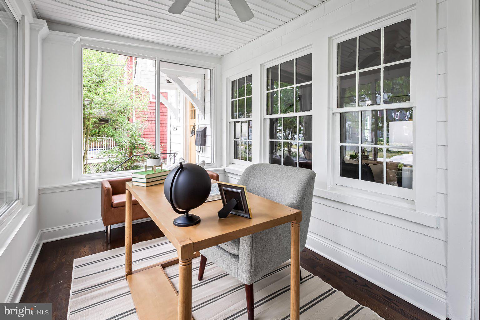 BELVEDERE SQUARE - Residential